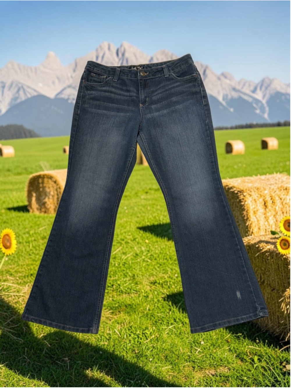 LEI Sophia Hipster Flare Jeans Womens Juniors 15 (34X33) Blue Distressed Denim